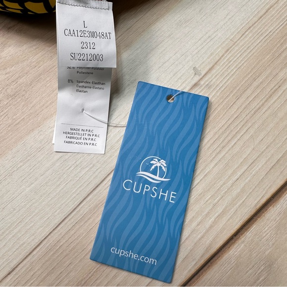 NWT Cupshe 1 Piece Floral Tropics Size Large O Ring In‎ Back - Picture 5 of 11